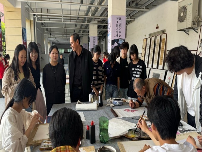 图片 2.jpg
